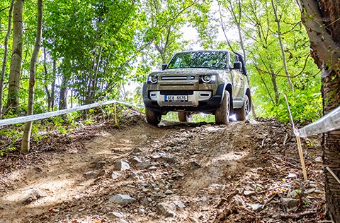 Klienti Albion Cars měli možnost se svézt v terénu